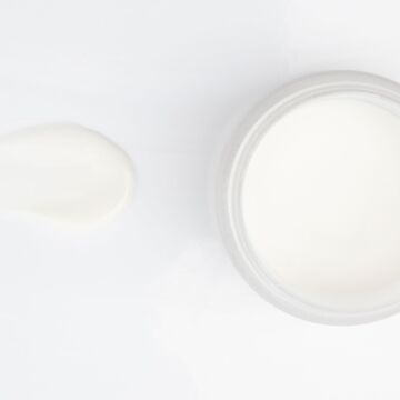 Acrylic powder bright white 10g