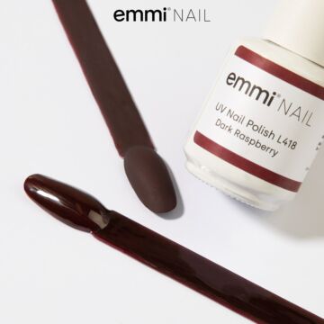 Emmi Shellac UV/LED lacquer Dark Raspberry -L418-